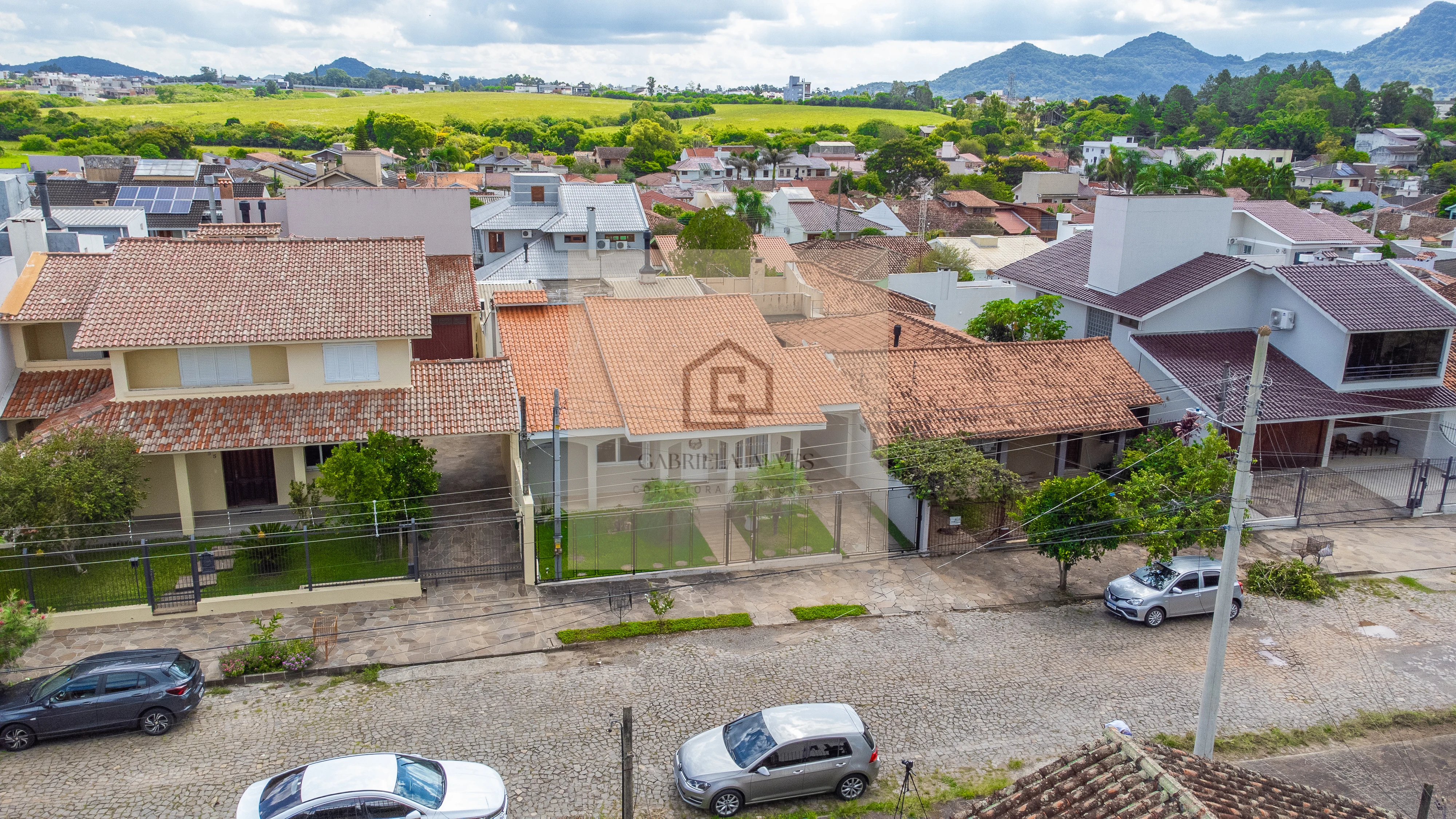 Casa no Alto da Colina por R$1.180.000,00