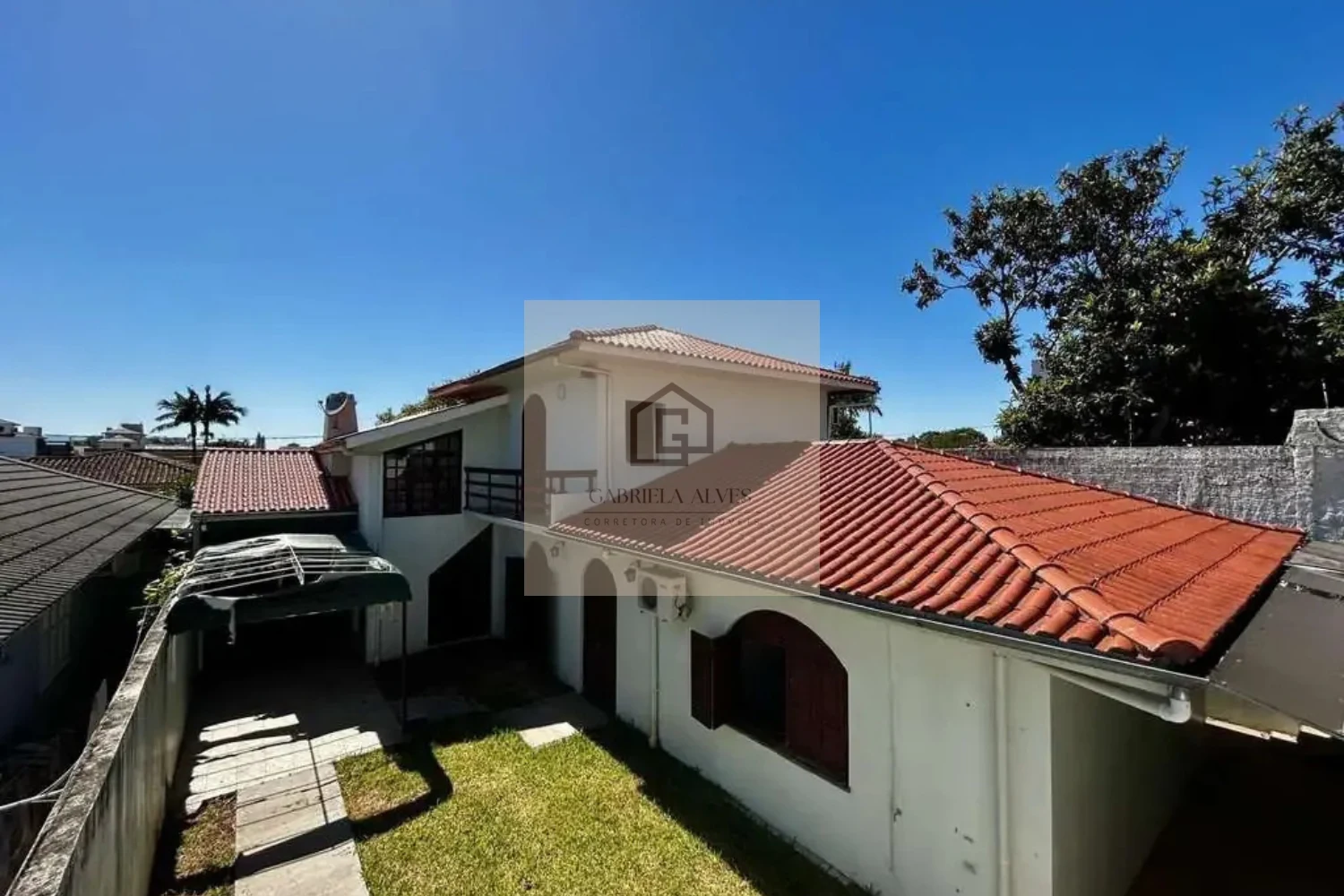Casa próxima ao colégio Riachuelo de Camobi
