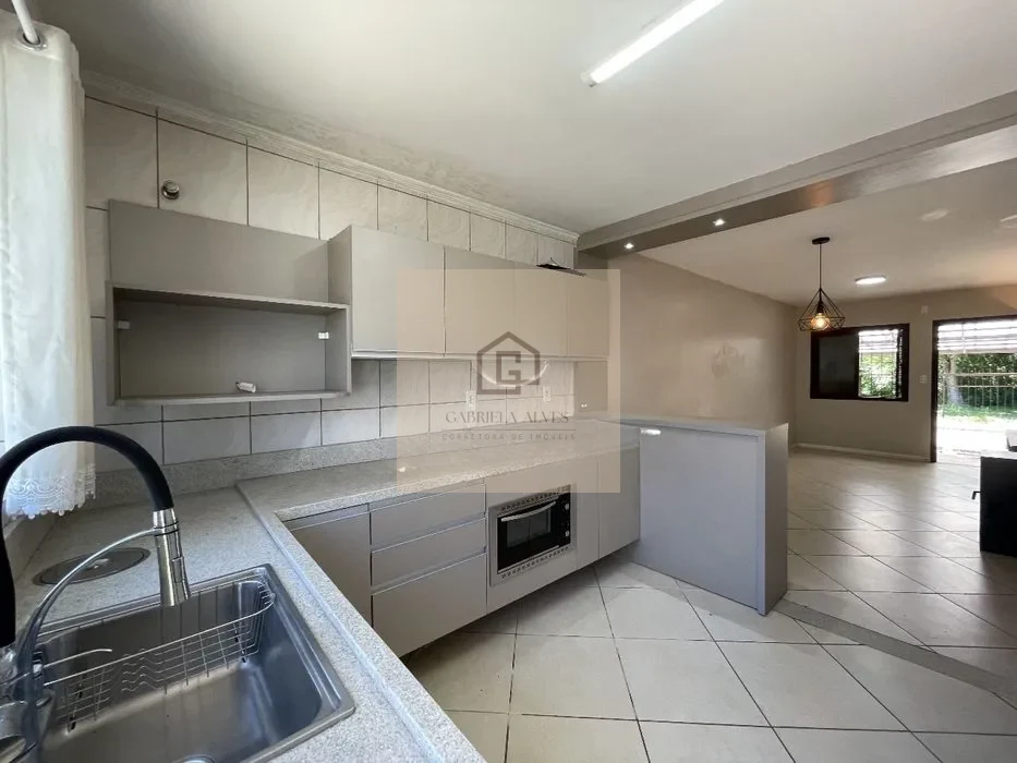 Casa no Madre Paulina por R$ 570.000,00