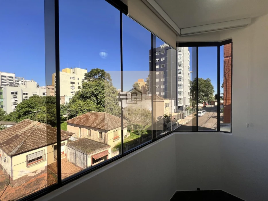 Apartamento 2 dormitórios semimobiliado