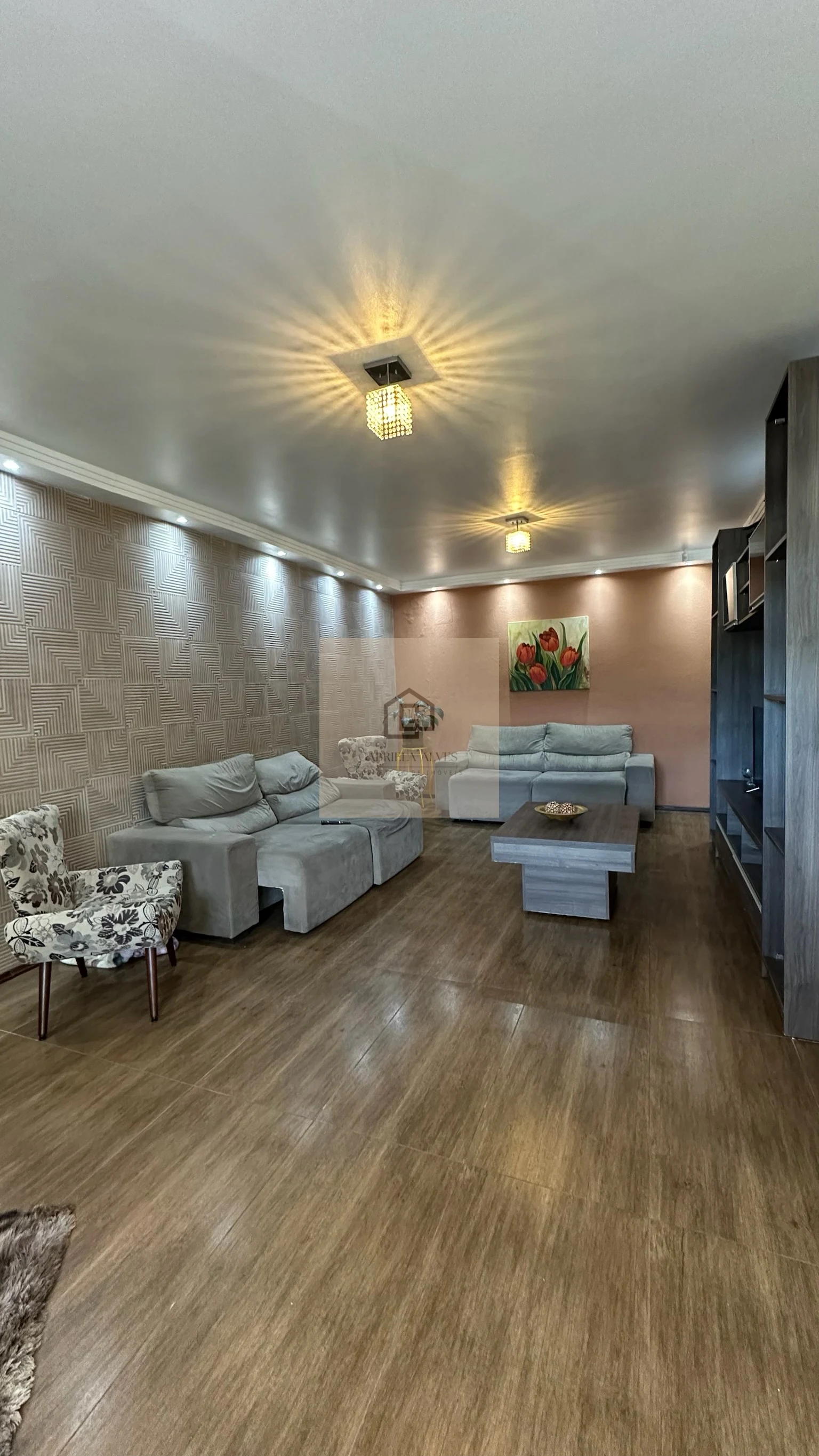 Casa com pavilhão no bairro São José