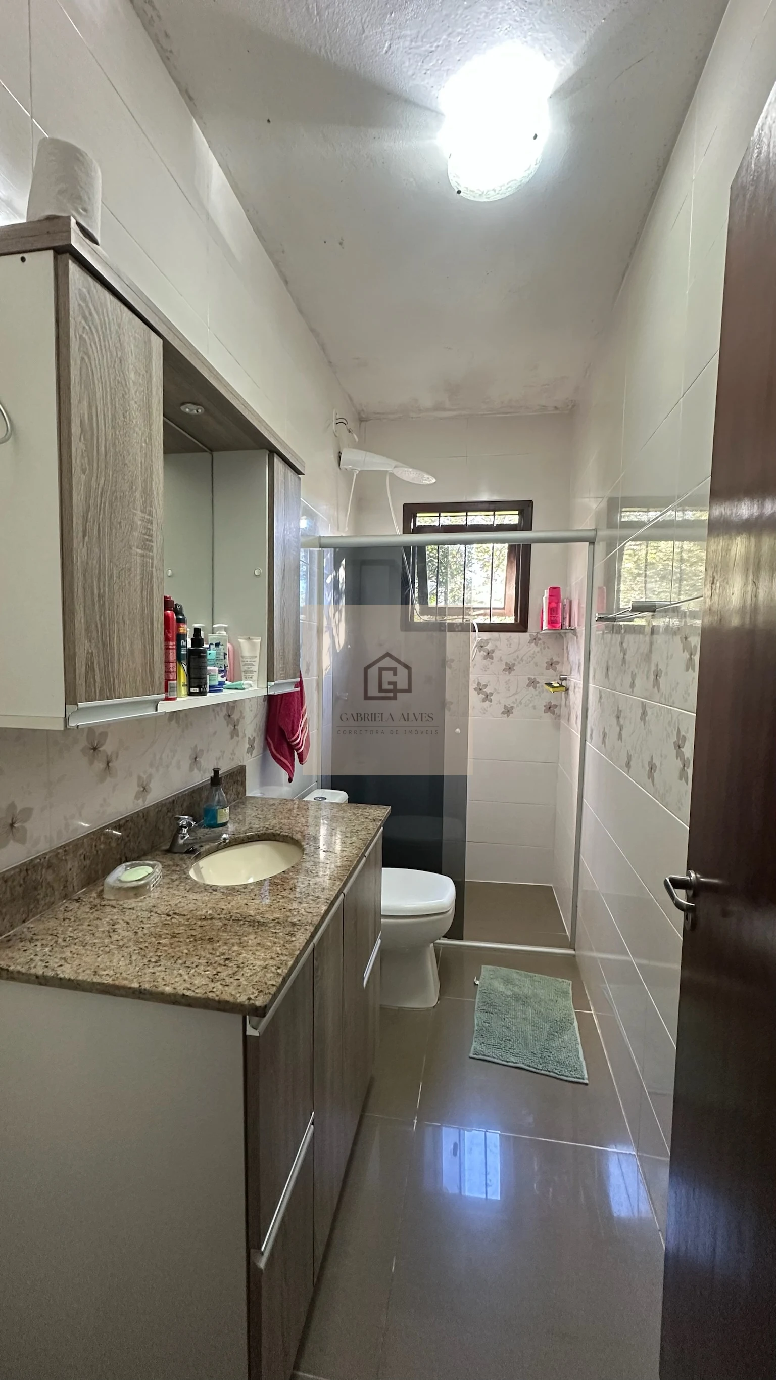 Casa com pavilhão no bairro São José