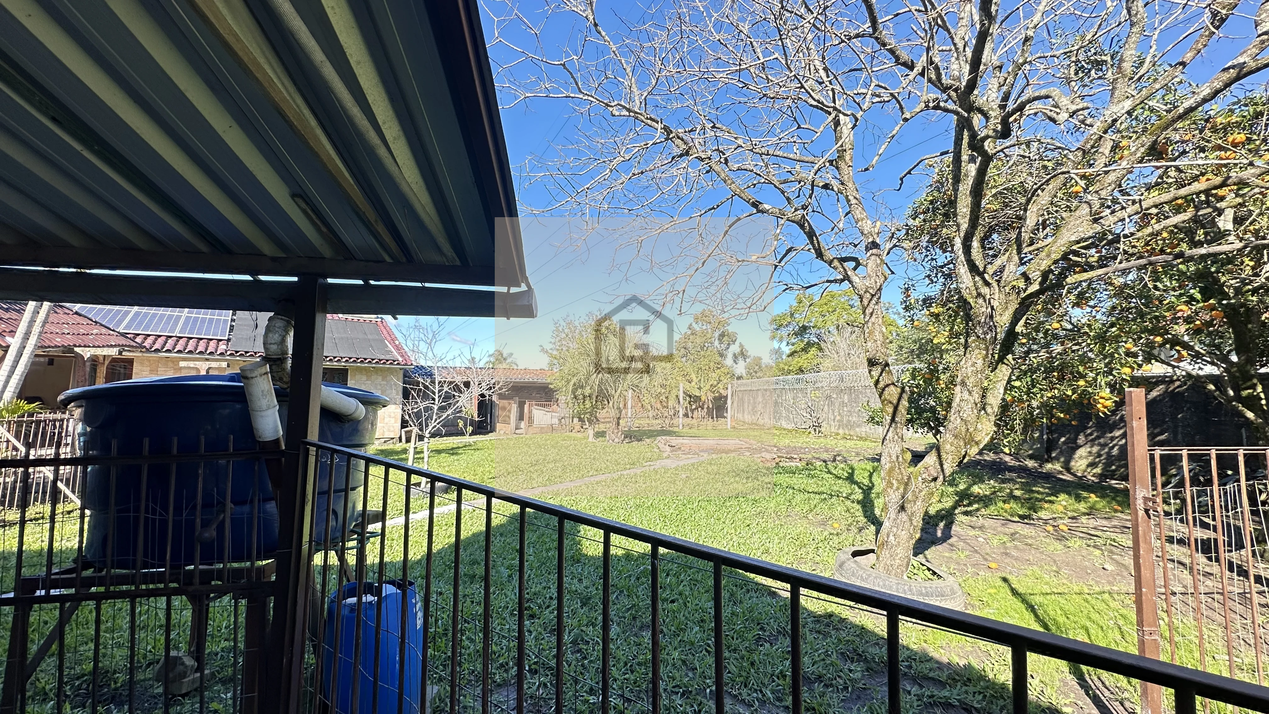 Casa ampla com 4 dormitórios, espaço gourmet, piscina, 3 vagas, bairro São José!