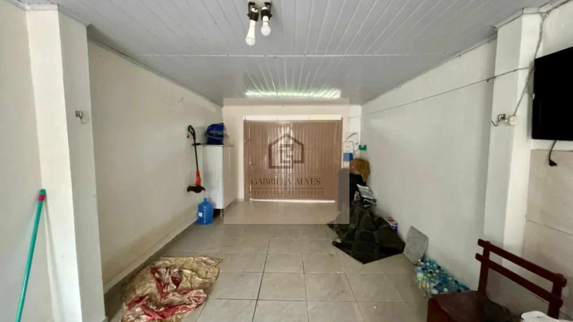 Casa com Piscina e Edícula à Venda no Bairro Dom Antônio Reis | 3 Dormitórios e 2 Vagas