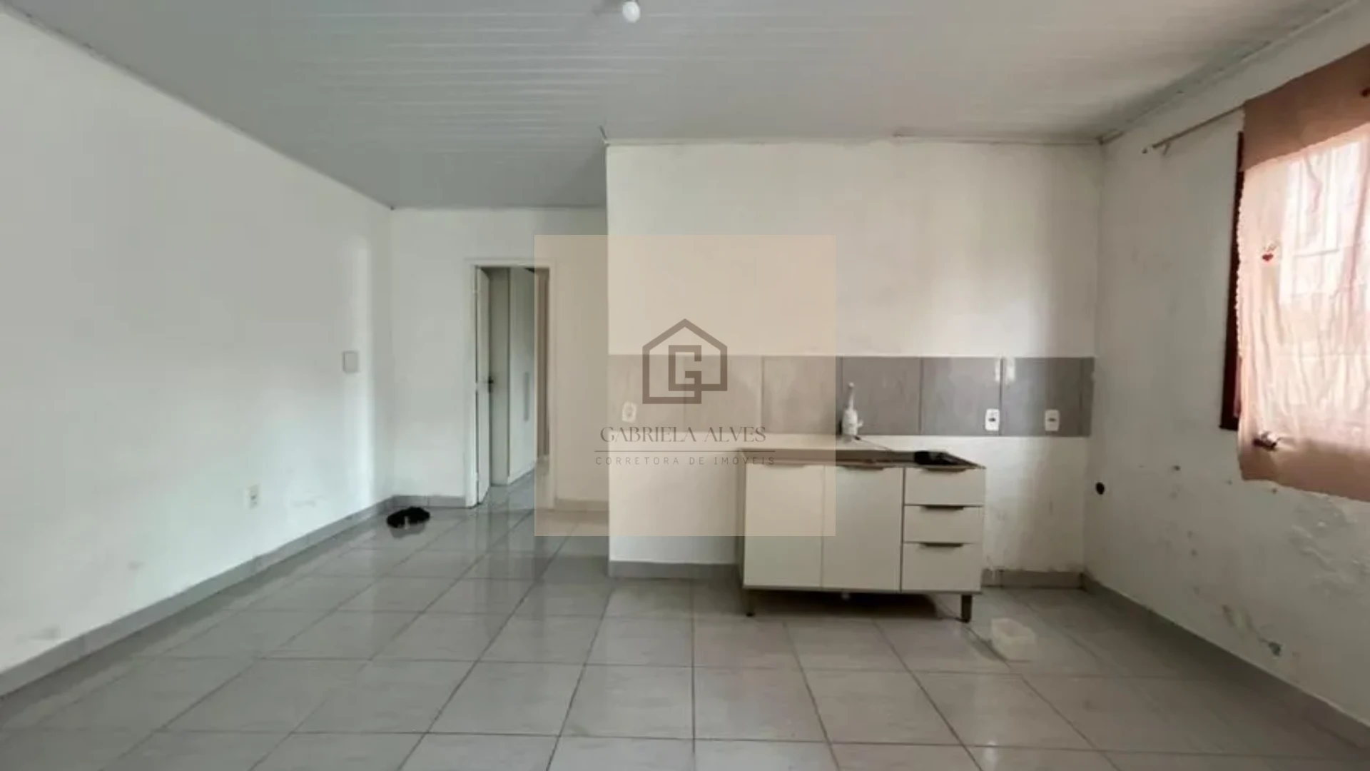 Casa com Piscina e Edícula à Venda no Bairro Dom Antônio Reis | 3 Dormitórios e 2 Vagas