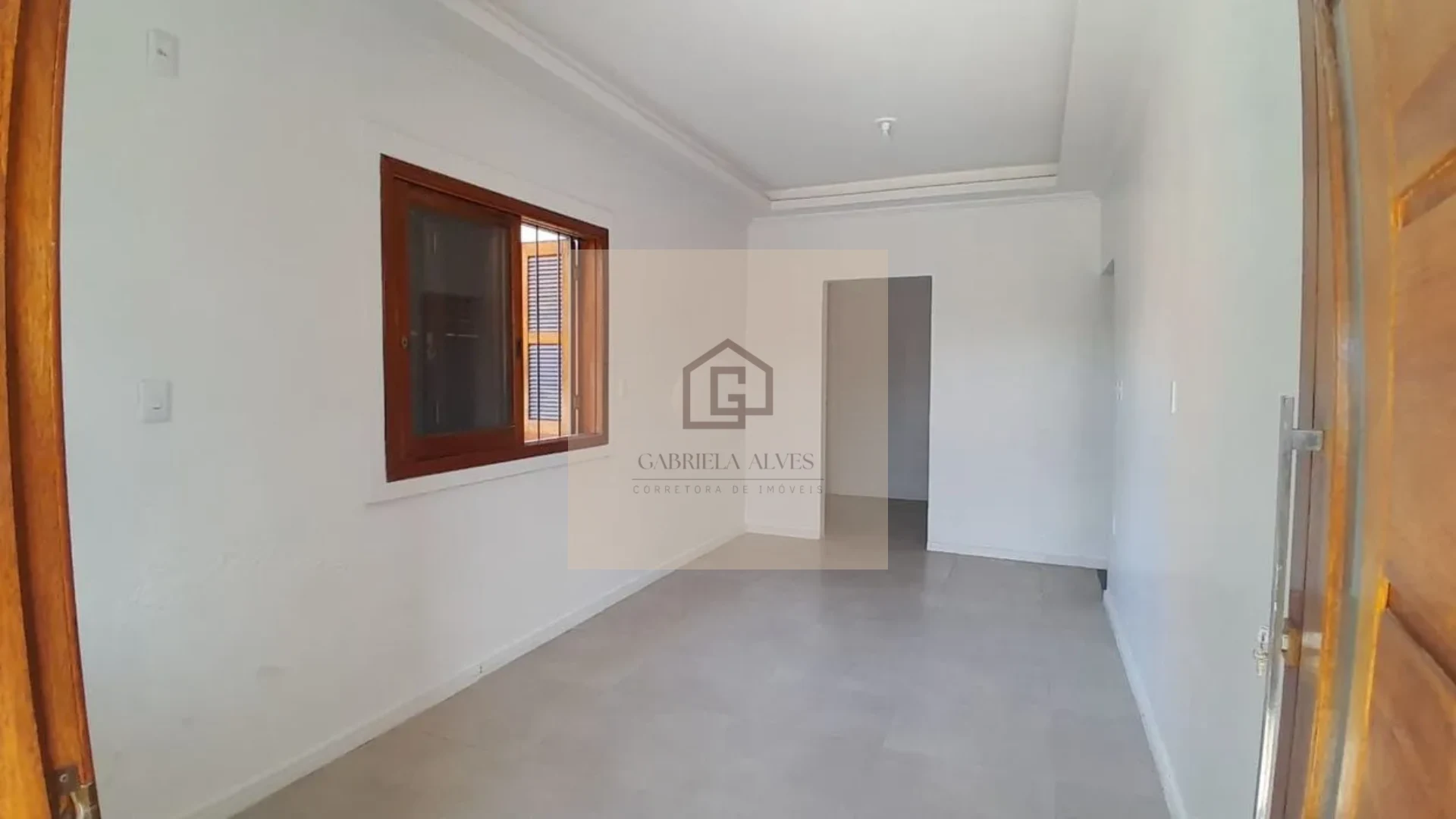 🏡 Casa Reformada com Suíte, Amplo Pátio e 3 Vagas à Venda no Bairro Pinheiro Machado