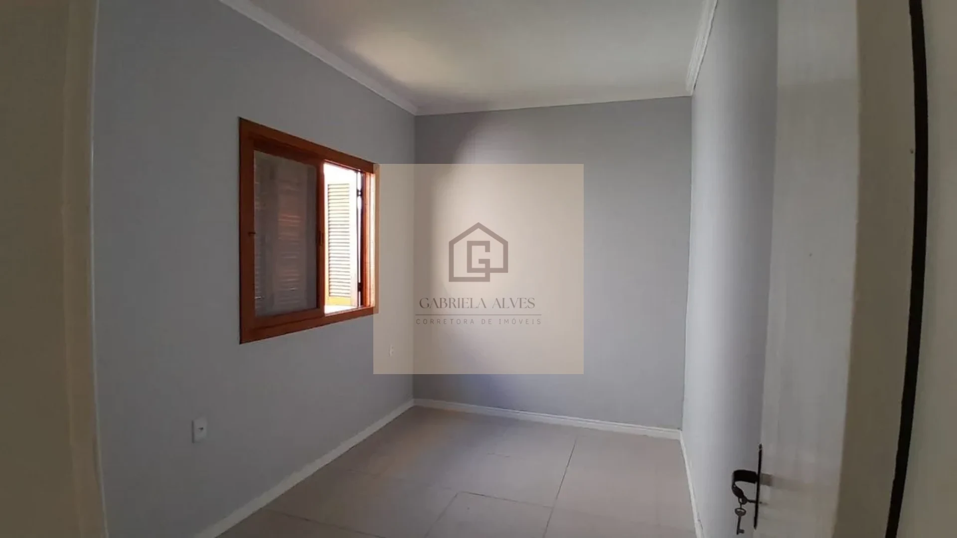 🏡 Casa Reformada com Suíte, Amplo Pátio e 3 Vagas à Venda no Bairro Pinheiro Machado