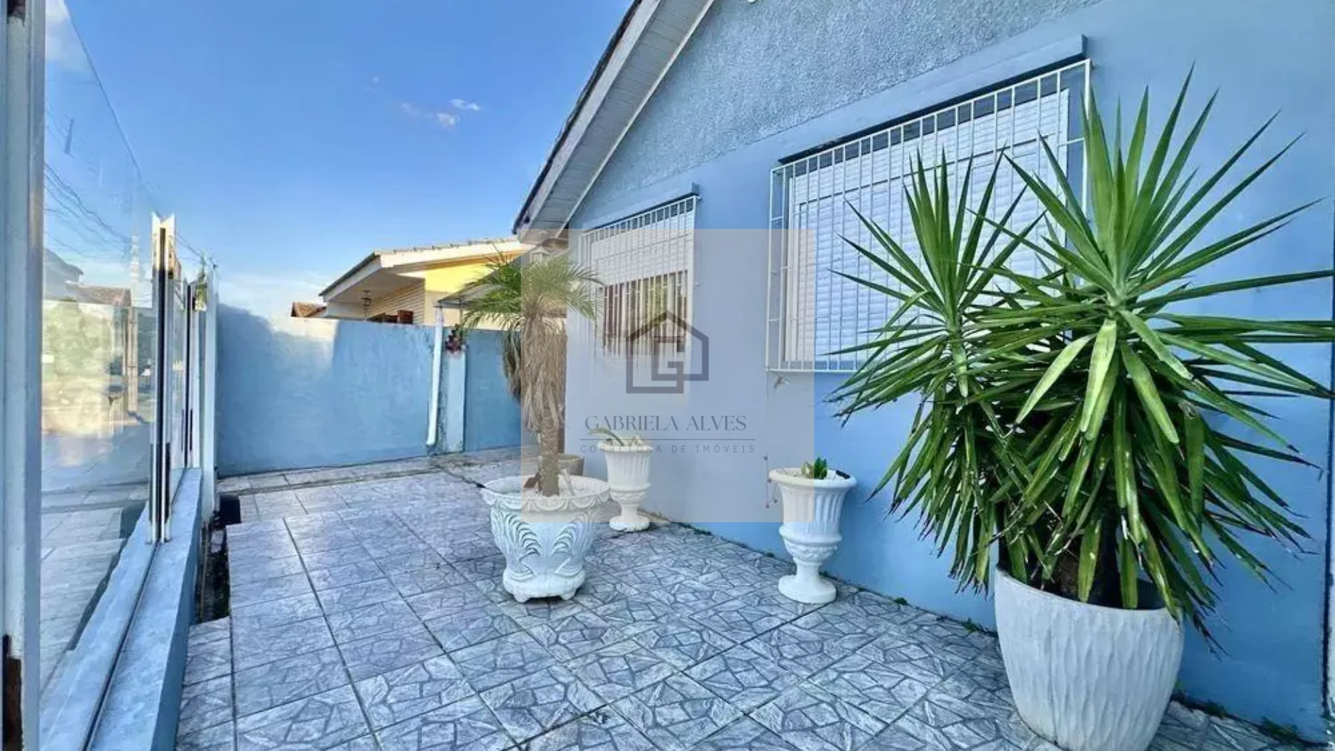 Casa com Piscina e Espaço Gourmet, Semimobiliada no Bairro Juscelino Kubitscheck | 130 m² Privativos