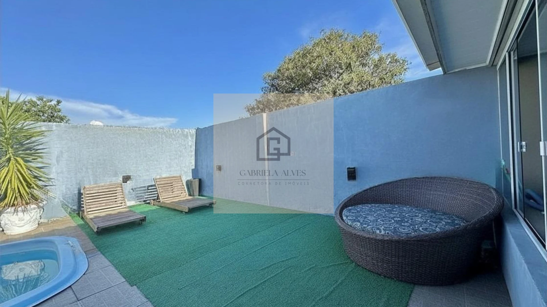 Casa com Piscina e Espaço Gourmet, Semimobiliada no Bairro Juscelino Kubitscheck | 130 m² Privativos