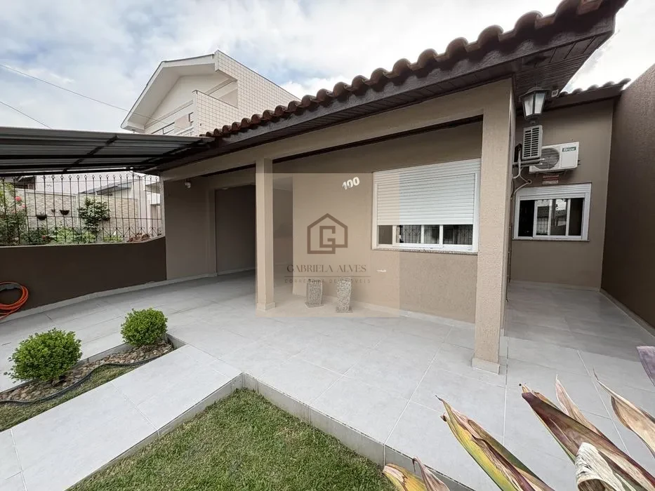 🏠 Casa Aconchegante com Lareira e Churrasqueira em Camobi